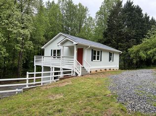 184 Walker Ln #2, Clarkesville, GA 30523