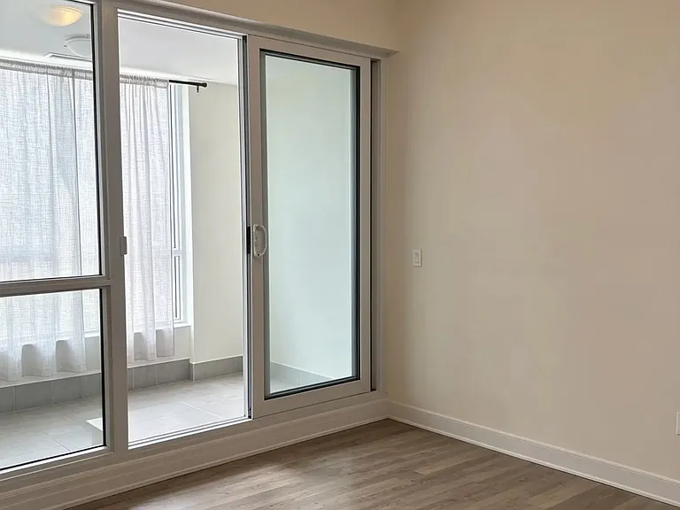 9085 Jane St #1703 — Photo 7