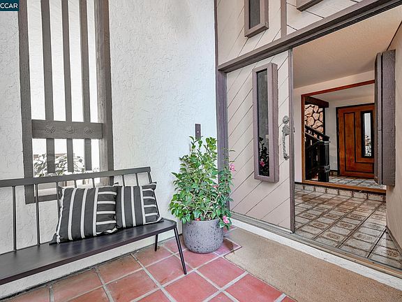 4th image of 3912 Quail Ridge Rd