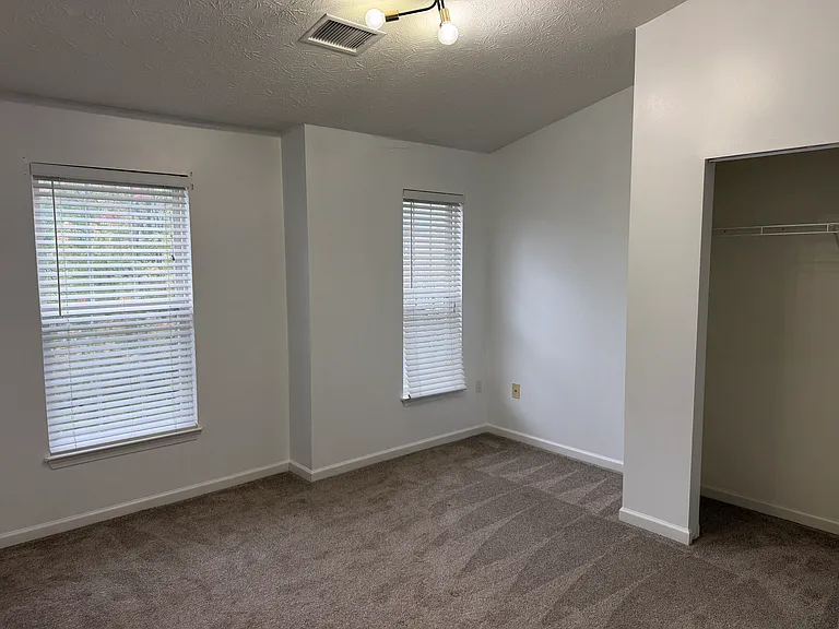 505 Garden Way — Photo 12