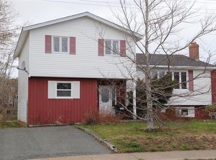 24 Mercers Dr, St. John's, NL A1A2X1