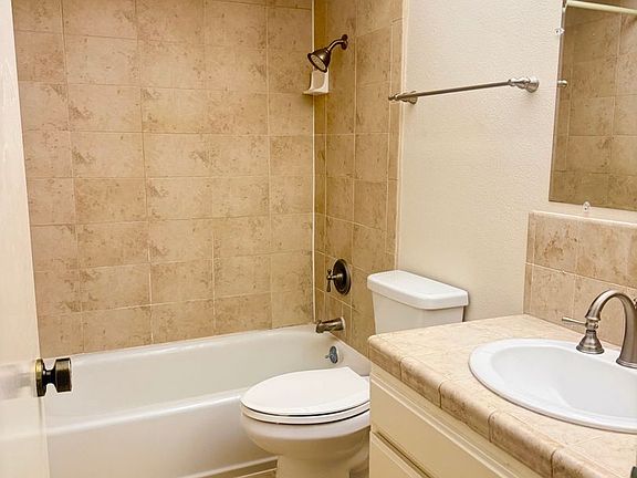 5th image of 25367 Pine Creek Ln