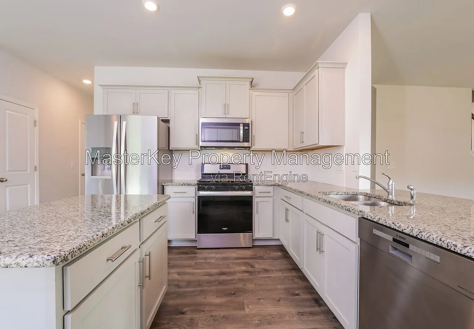 4 bed, 3.5 bath, 2803 sqft, $2,295 — Photo 3