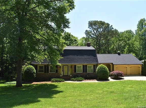 5th image of 556 Deerwood Dr
