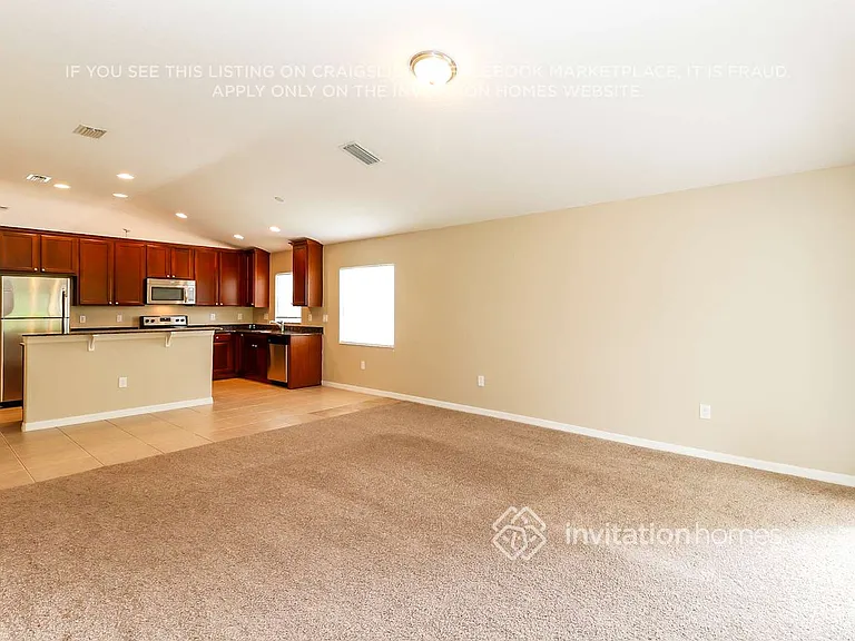 2310 Lawrence Hall St — Photo 8