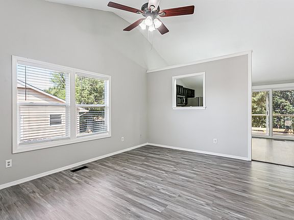 3rd image of 10702 E Bluestem St