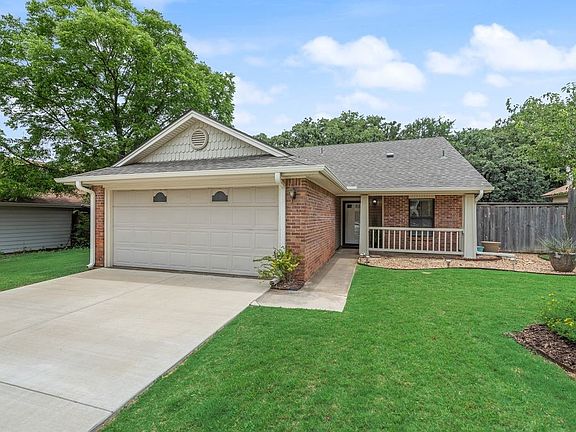 2nd image of 2904 Weston Dr