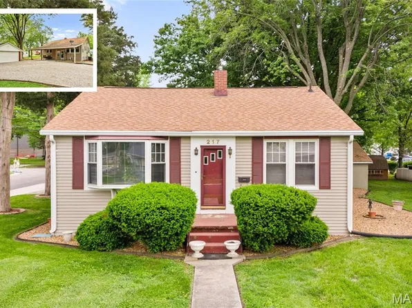217 E 4th St, O'Fallon, IL 62269