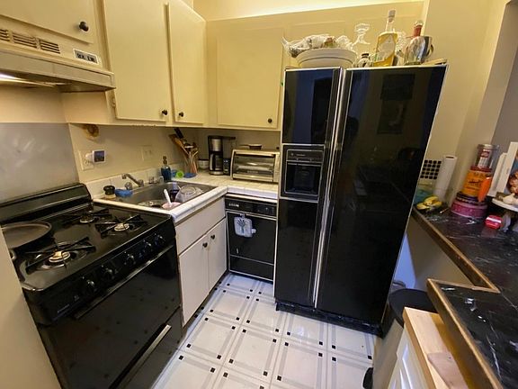 5th image of 5500 Friendship Blvd APT 1125