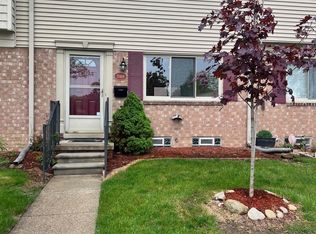 23458 Baker St, Taylor, MI 48180