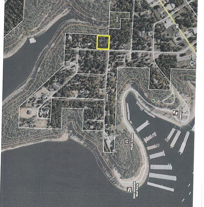 2nd image of Shorecrest Dr