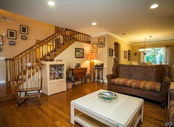 5th image of 3011 N Woods St
