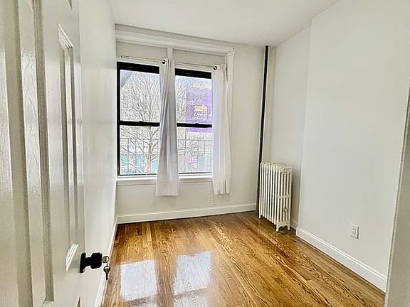 3rd image of 5417 5th Ave APT 2F