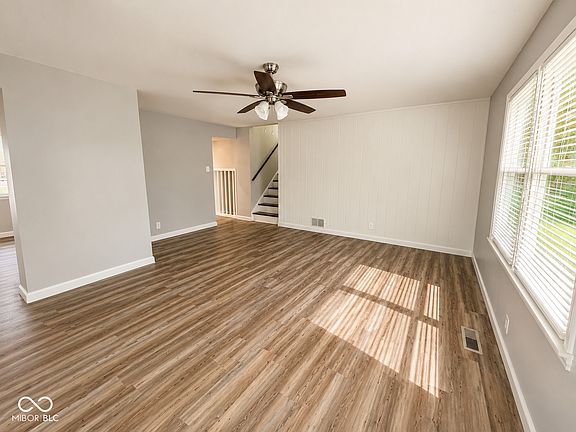 3rd image of 8413 E 34th Pl