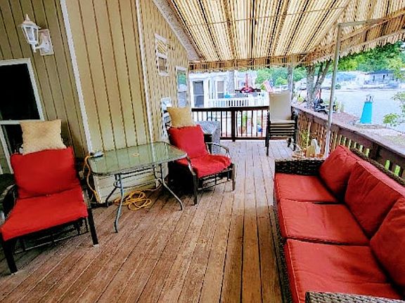 3rd image of 308 Holly Ln #308