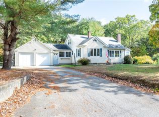 99 Pole Bridge Rd, Scituate, RI 02857