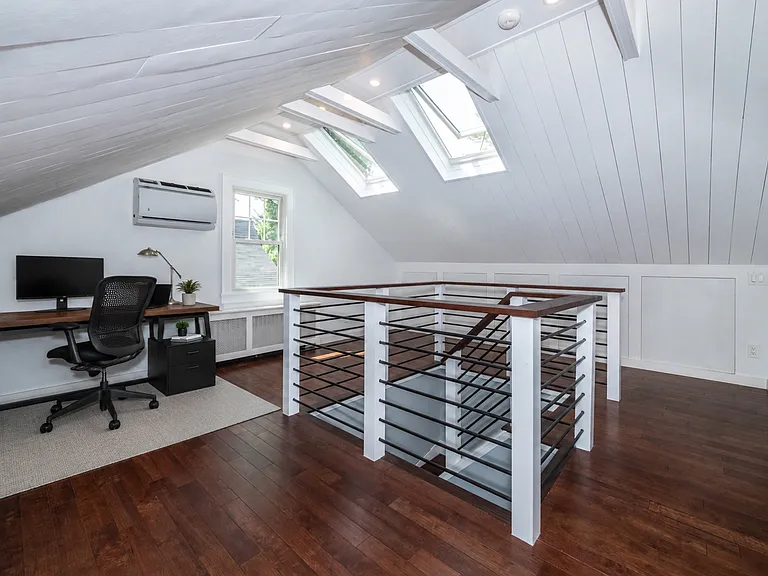 17 Bonnett Ave — Photo 31