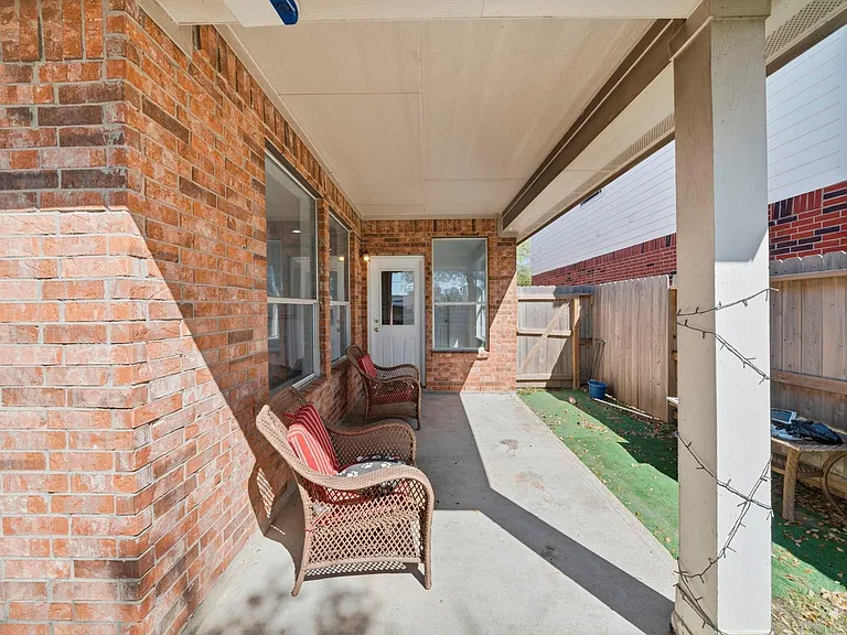 17215 Fernchase Ct — Photo 28