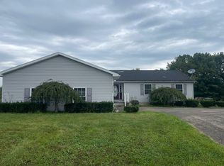 2718 Lake Rd, Sharpsville, PA 16150
