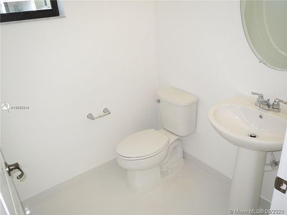4th image of 3752 NW 87th Way