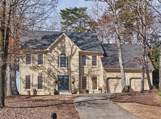 4870 Yorkshire Ln, Suwanee, GA 30024