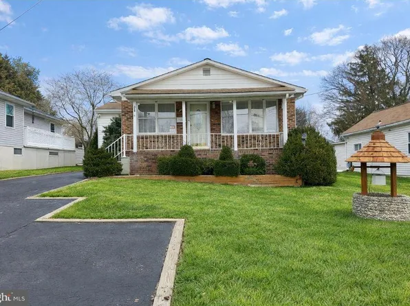 319 N Marlyn Ave, Baltimore, MD 21221