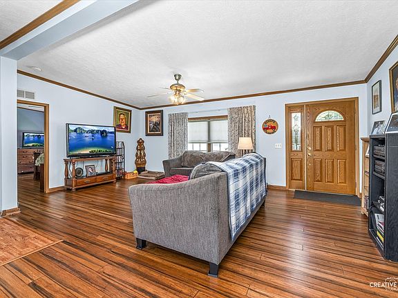 4th image of 605 Bluebird Cir