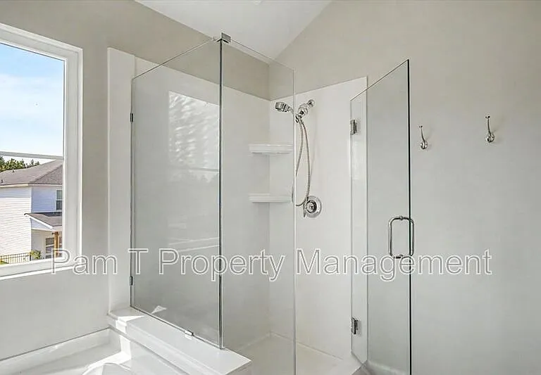 203 Alyssa Ave — Photo 30