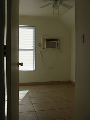 Unit Photo