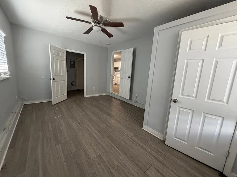 2935 Dr Martin Luther King Jr St S — Photo 18