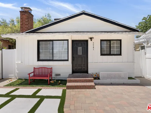 5541 Fallbrook Ave, Woodland Hills, CA 91367