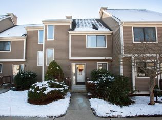 34 Reed Ct #34, Bloomfield, CT 06002