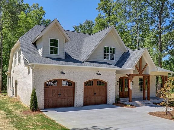 3rd image of 6088 Reynolda Trce