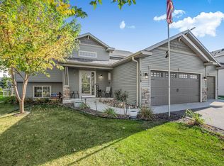 1618 18th St NE, Sauk Rapids, MN 56379