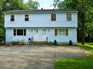 1031 Middleboro Ave UNIT 1031, East Taunton, MA 02718