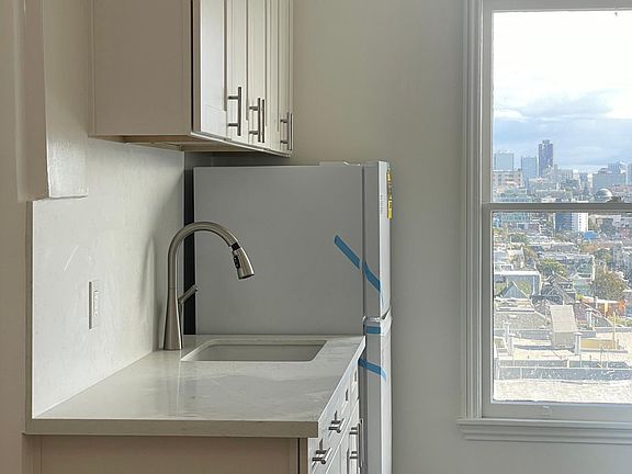 4th image of 3301 Clay St APT 503