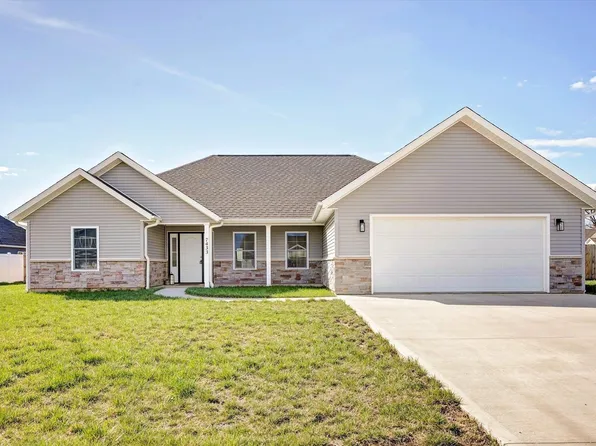 7433 W Upland Dr, Bloomington, IN 47404