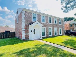 888 Legion Dr, Terrytown, LA 70056