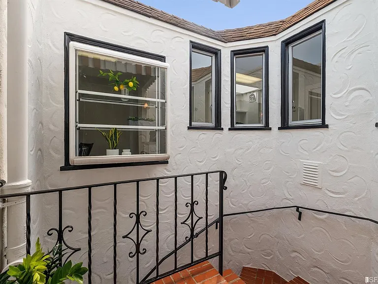 28 Gaviota Way — Photo 4