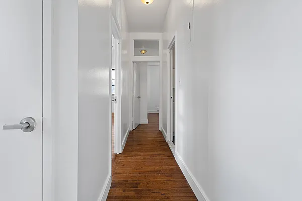 Rented by Safdie Realty Group | media 25