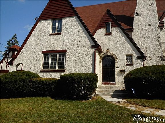 2nd image of 1575 Campus Dr