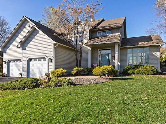 3rd image of 12501 Norway Cir