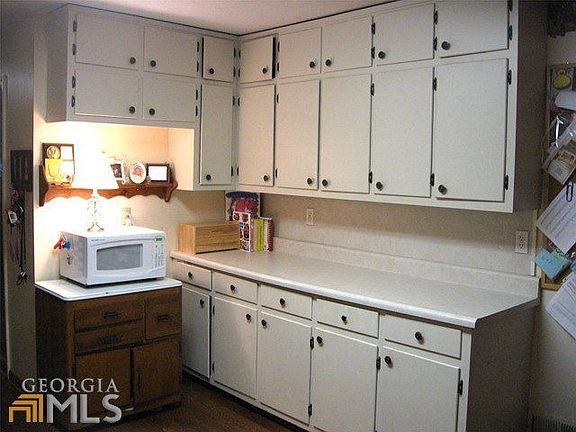 3rd image of 6295 Shore Cir