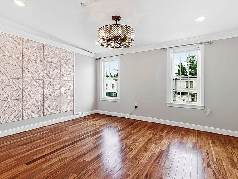 919 Decatur St NW — Photo 30