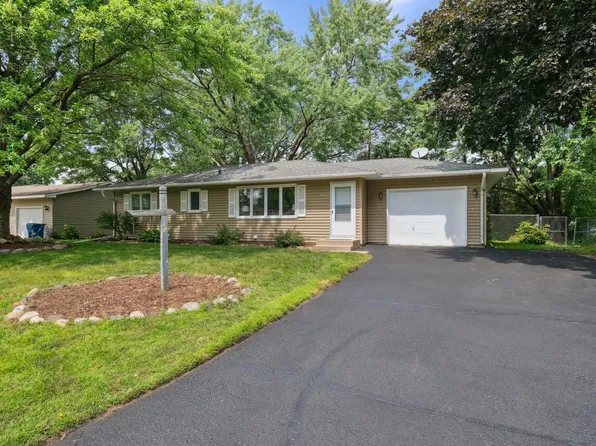 2041 Bluestone Ln, Eagan, MN 55122