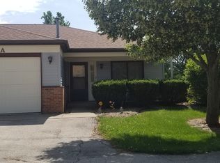 2402 Coventry Ct #A, Sterling, IL 61081