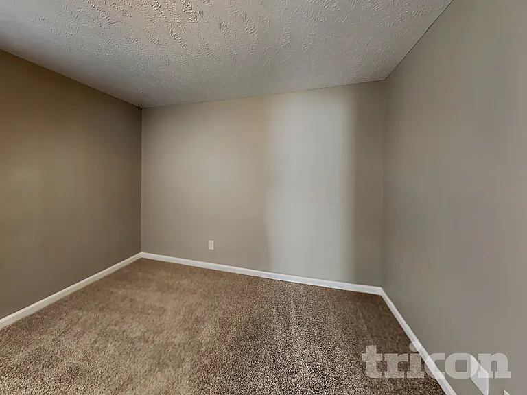 700 Holland Ridge Dr — Photo 13
