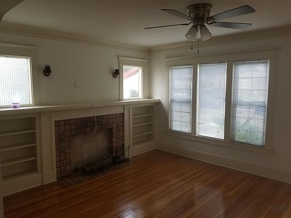 5th image of 2925 10th Ave