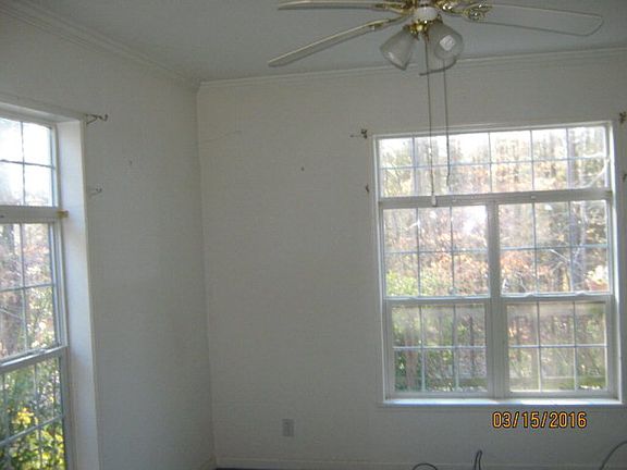 4th image of 99 Hawks Nest Dr