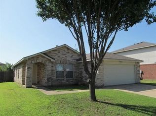 7915 Tin Cup Dr, Arlington, TX 76001